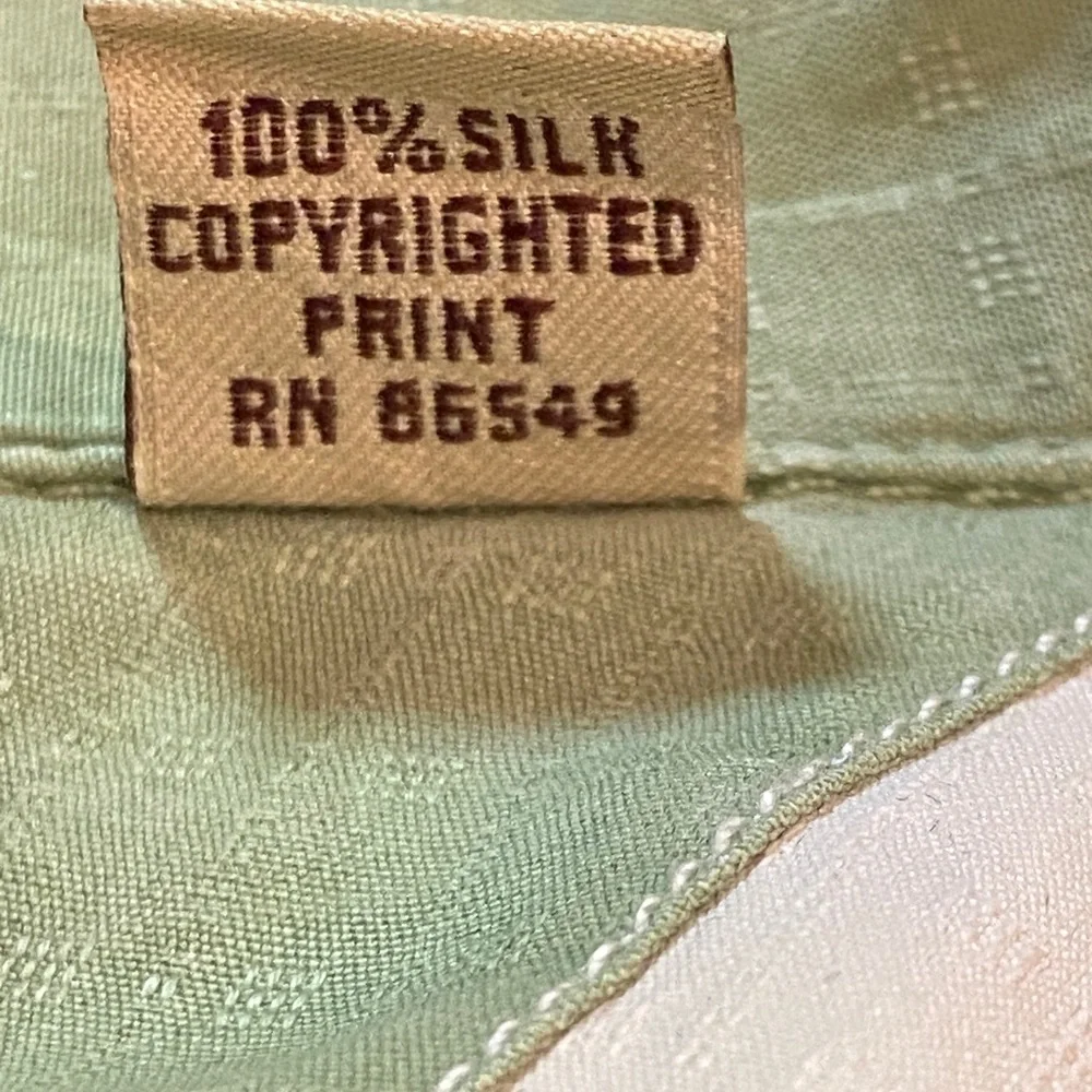 Tommy Bahama Green and White Tropical Button-Down Shirt - Picture 8 of 8
